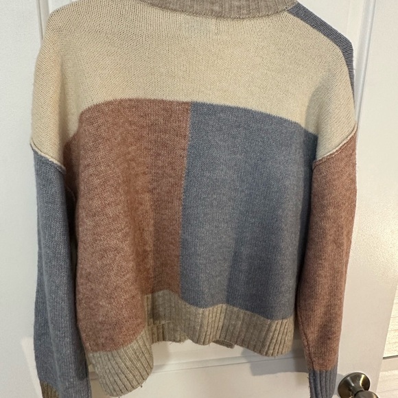 Lush Colorblock V-Neck Cardigan in Cream, Blue & Brown Tones - Picture 3 of 3